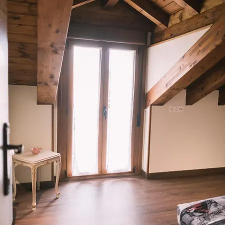 Apartamentos El Valle Avín Buitenkant foto